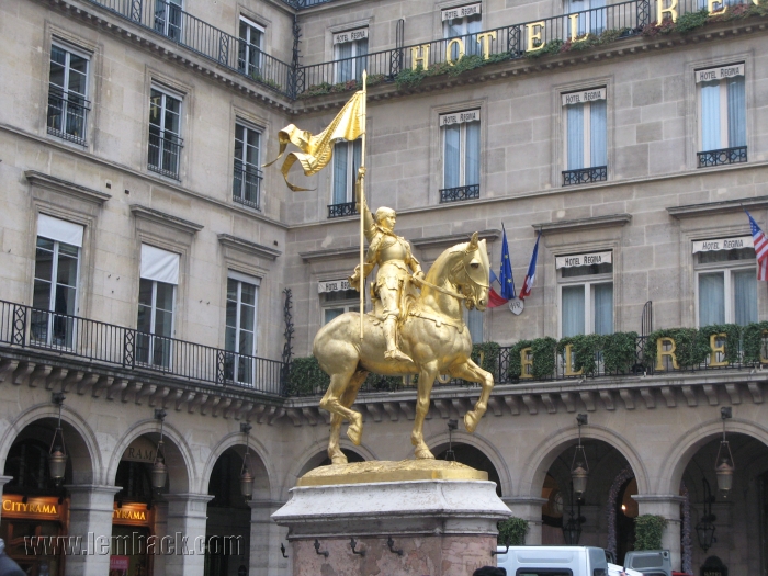 Statue of Joan of Arc in Paris