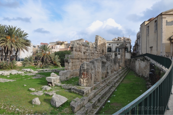 Tempio di Apollo in Syracuse Sicily